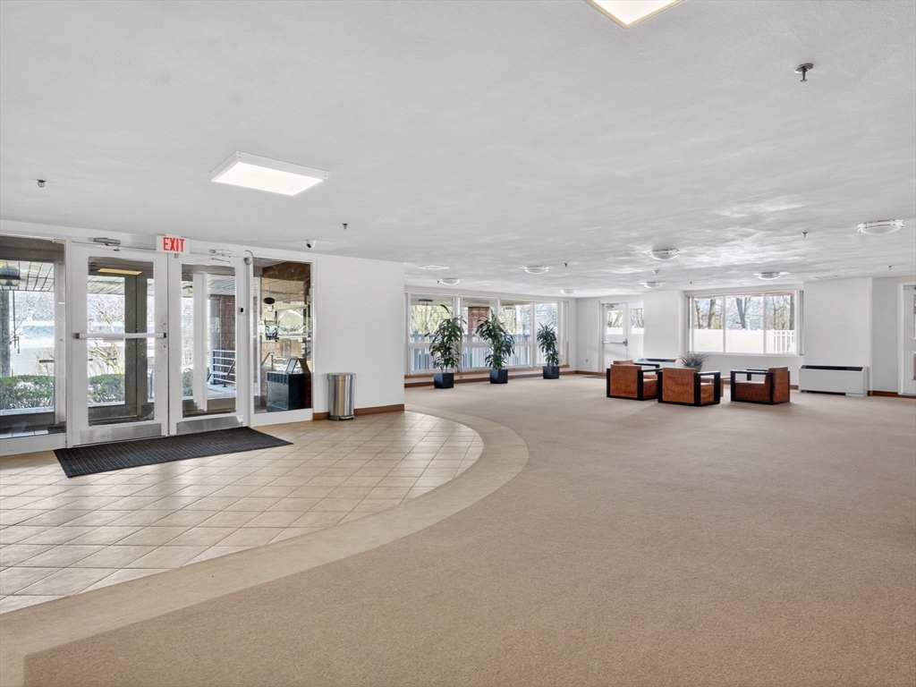 50 Watertown St Unit: 401