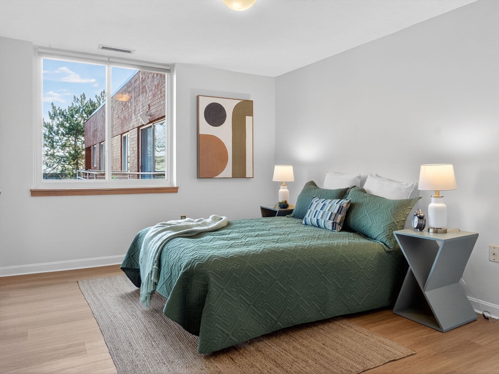 50 Watertown St Unit: 401