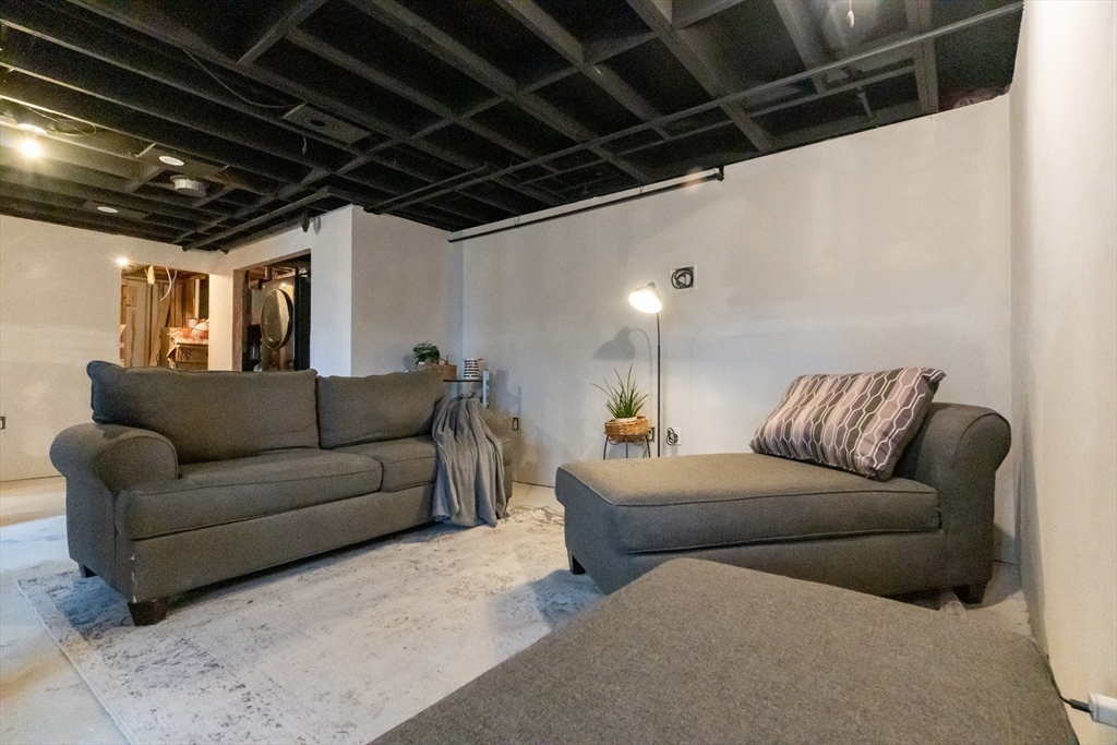 138 Howe St # 138