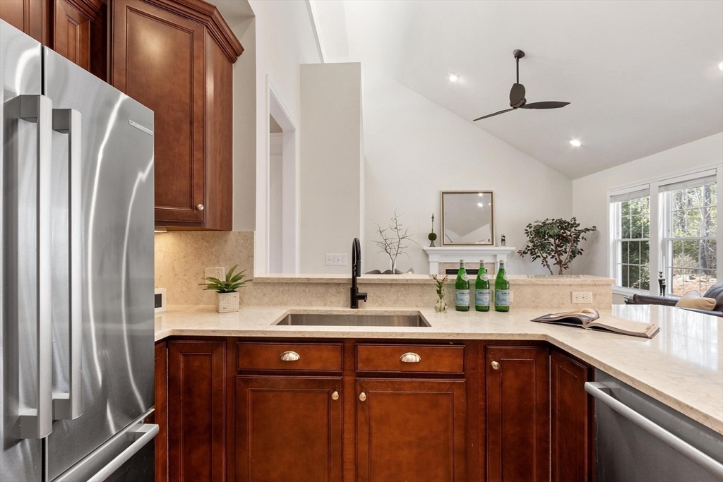 35 Greenside Ln # 35