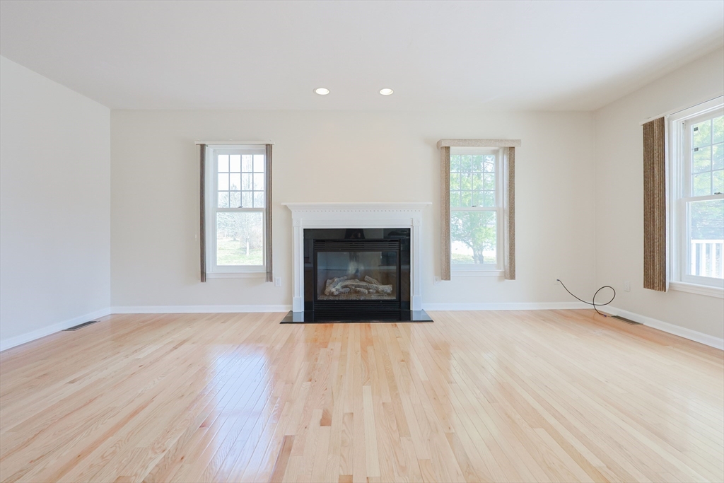 75 Sunflower Dr