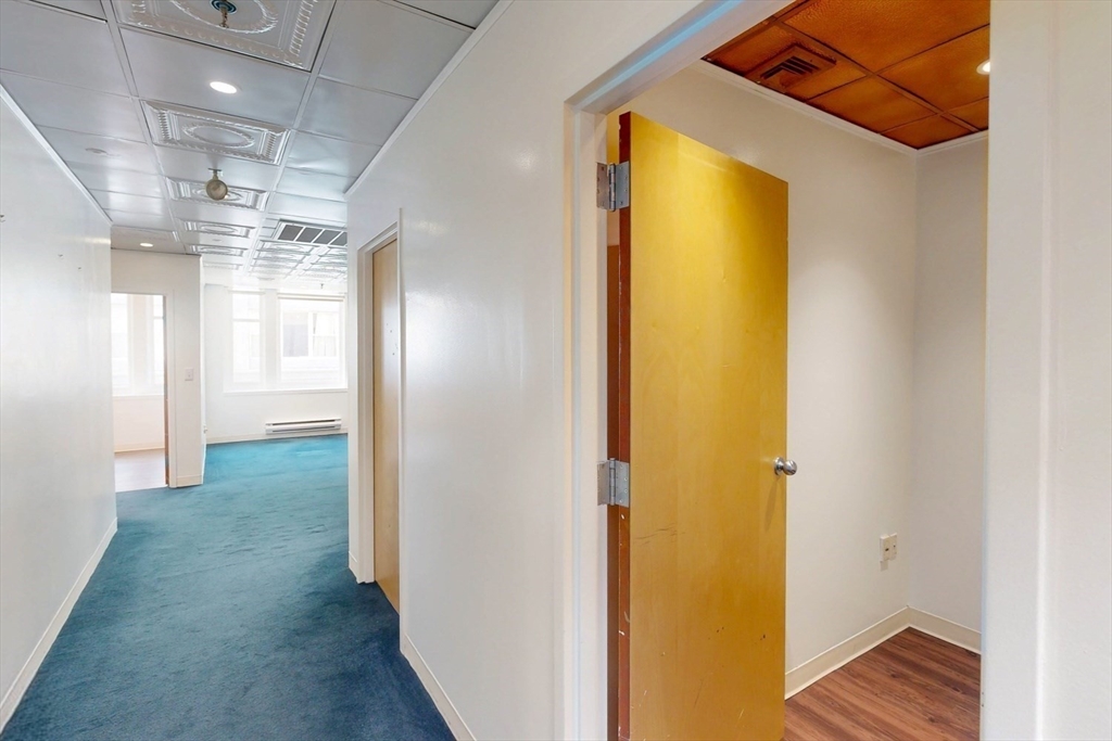 552 Massachusetts Ave # 203
