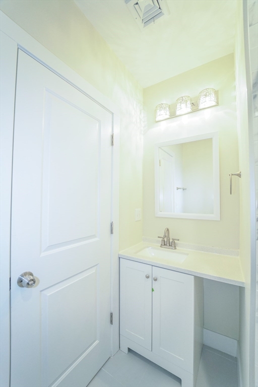 424 Marlborough Street # 1