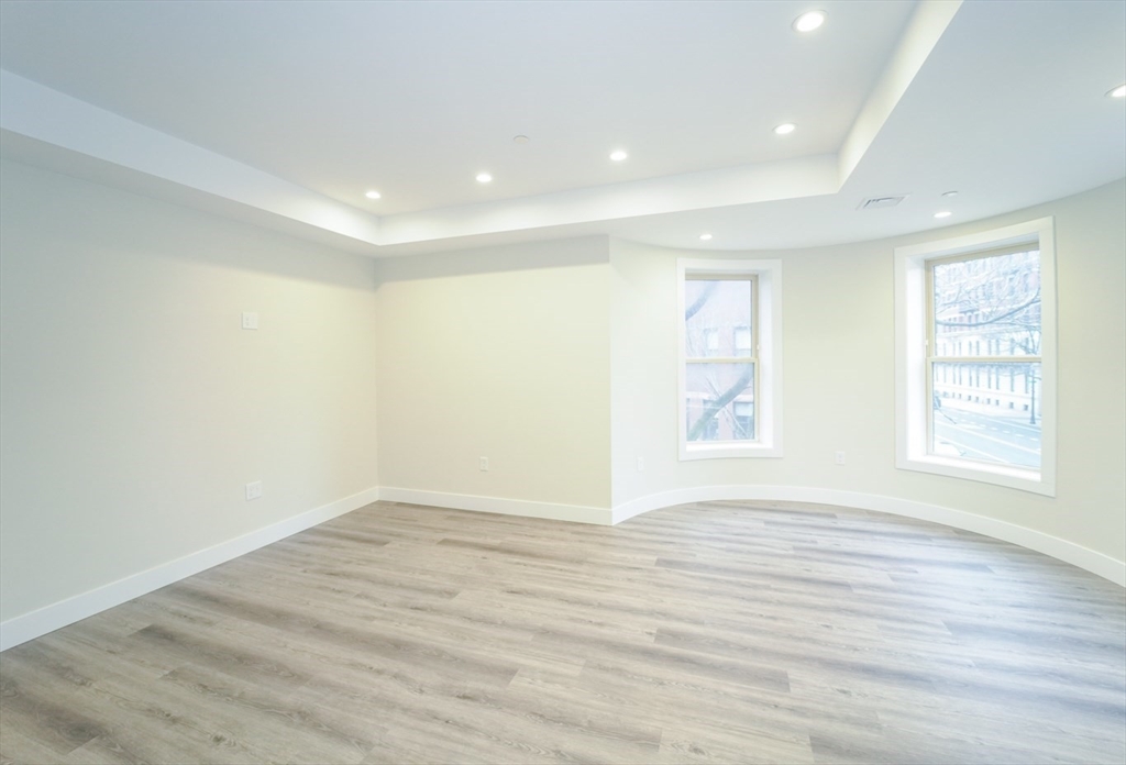 424 Marlborough Street # 1