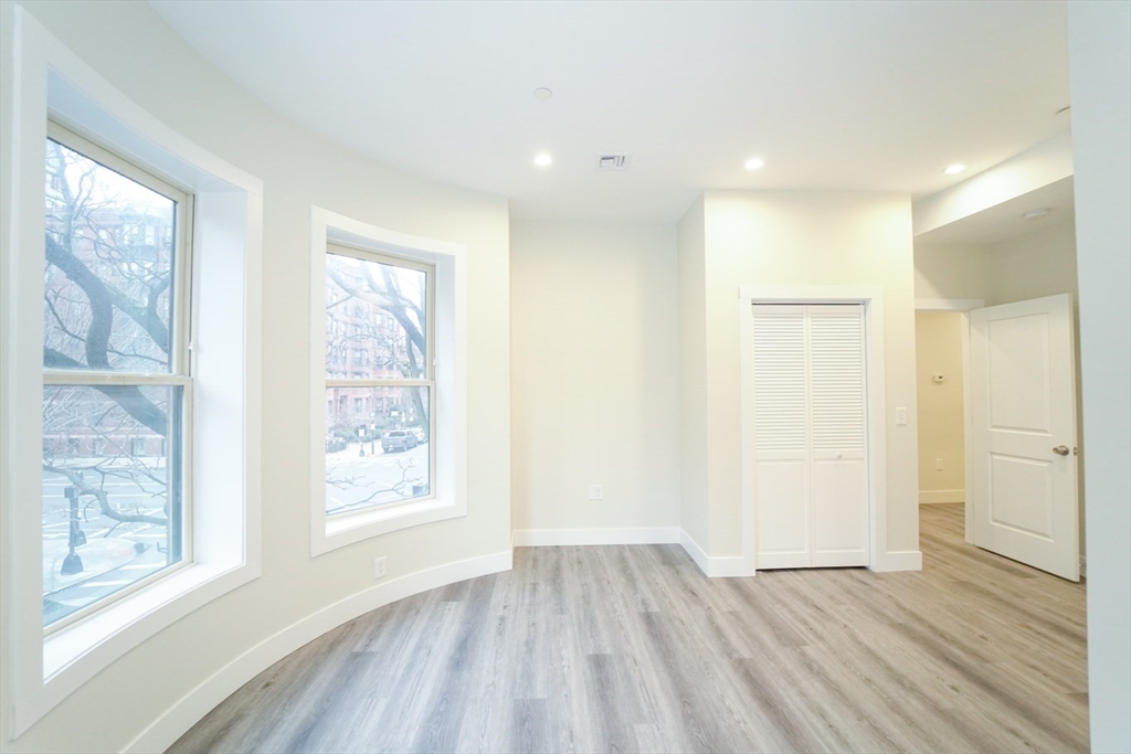 424 Marlborough Street # 1