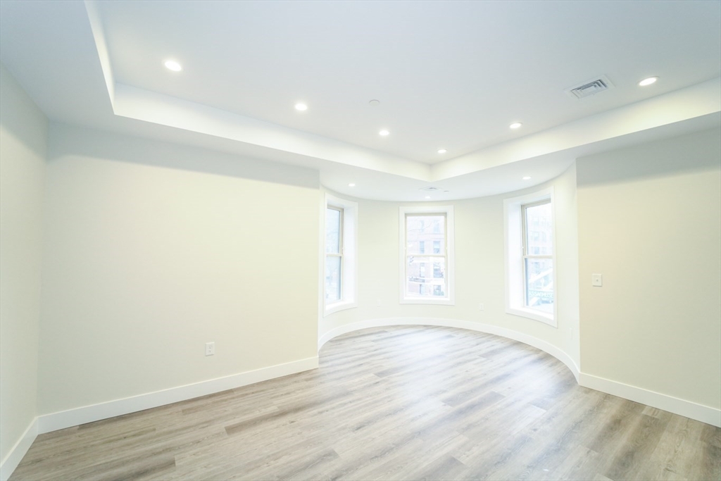 424 Marlborough Street # 1