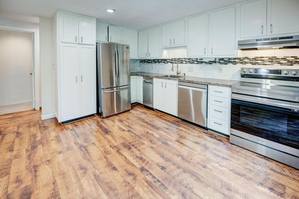 559 Great Elm Way # 559
