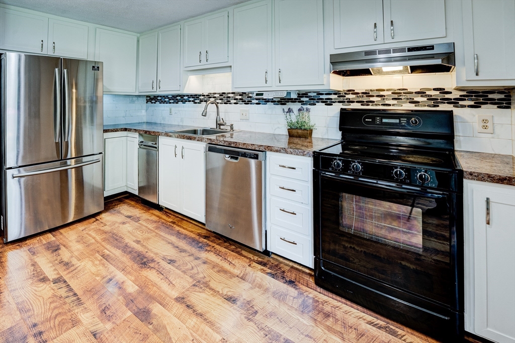 559 Great Elm Way # 559