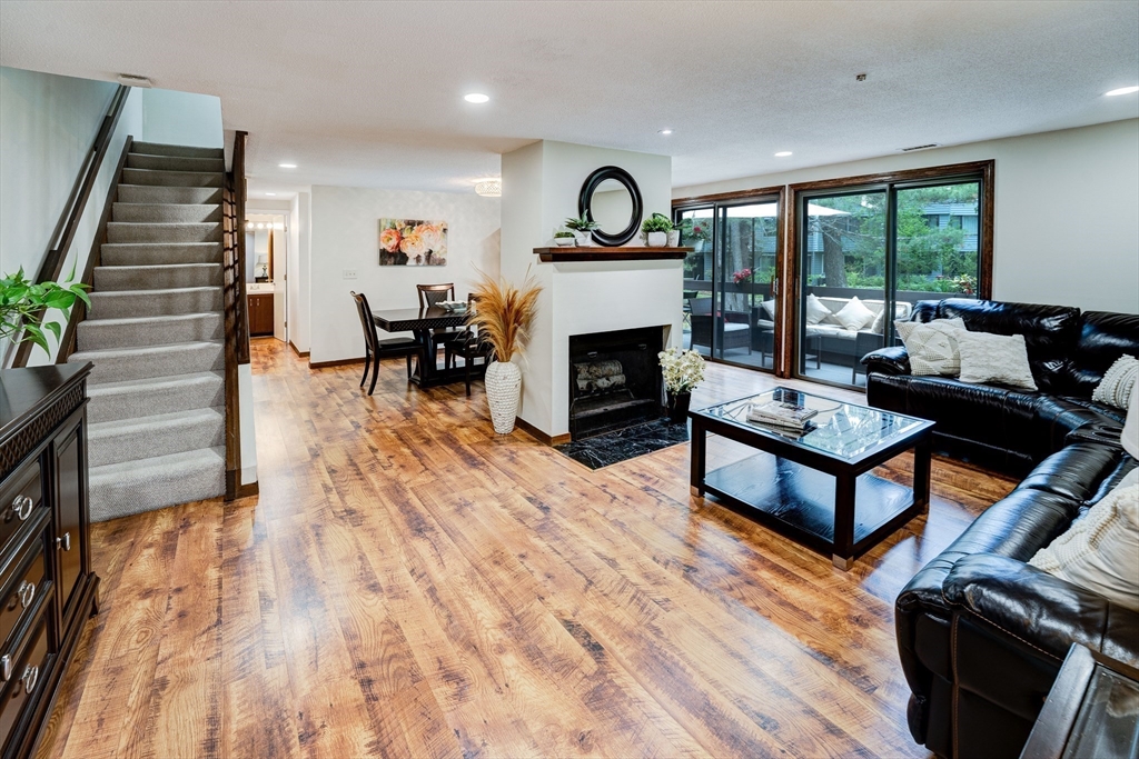 559 Great Elm Way # 559