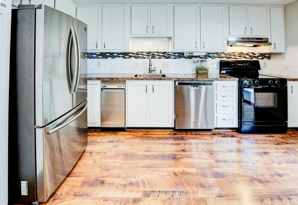 559 Great Elm Way # 559