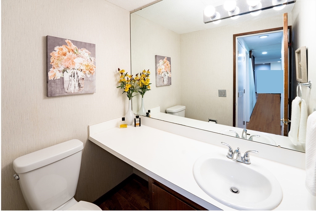 559 Great Elm Way # 559