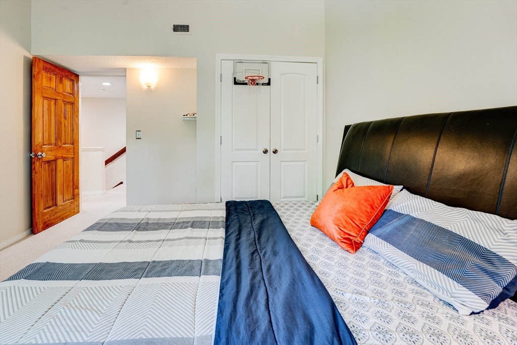 559 Great Elm Way # 559