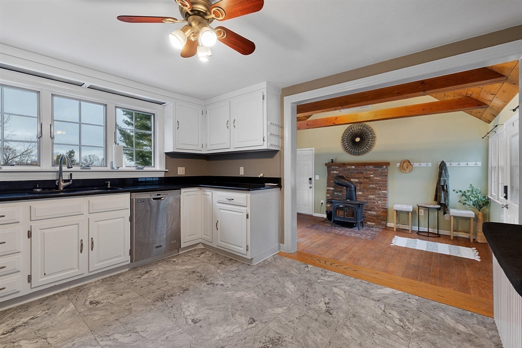 553 Elm St