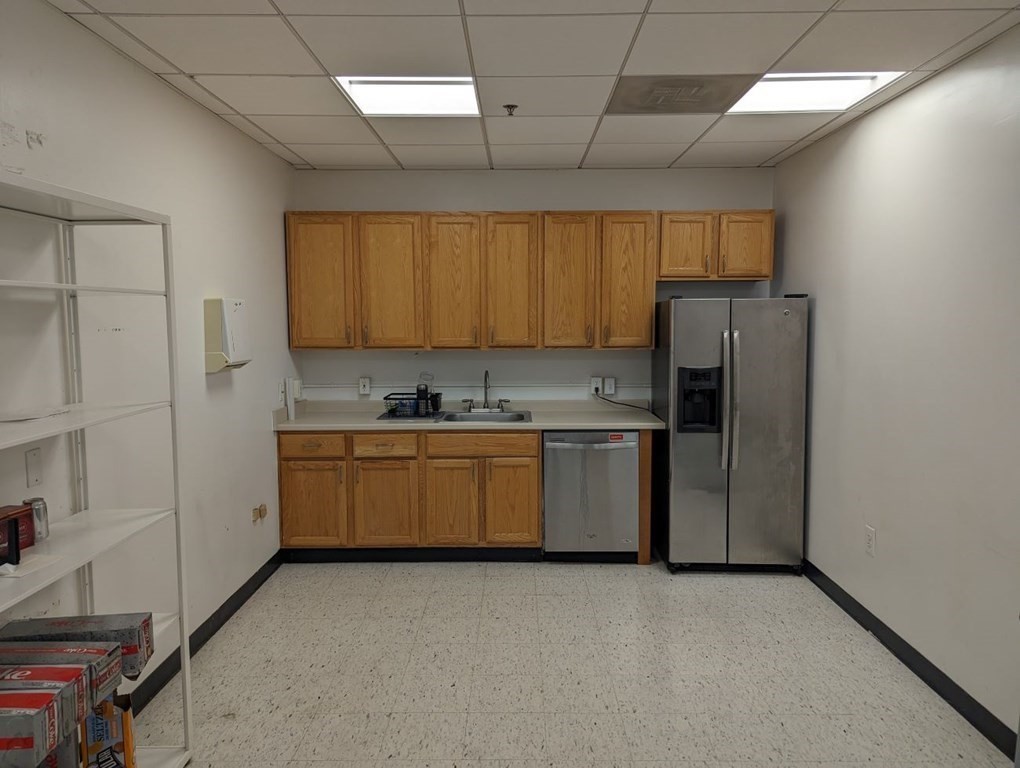 810 Memorial Dr # 301