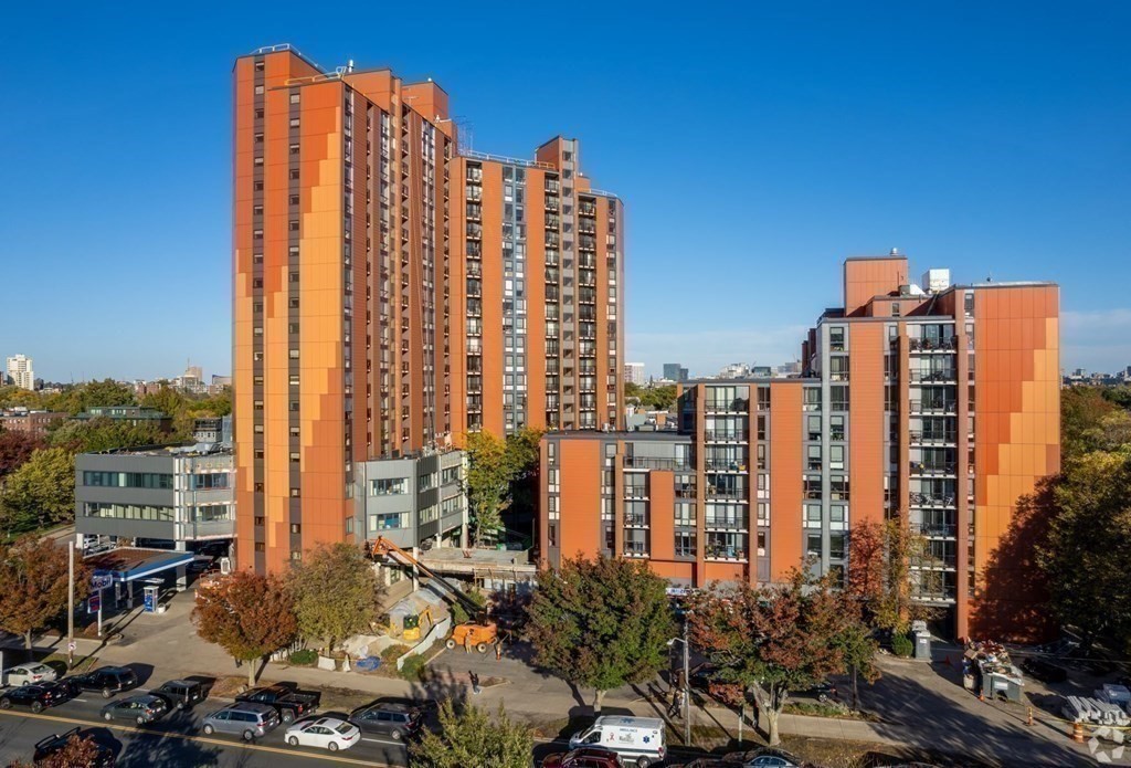 810 Memorial Dr # 300