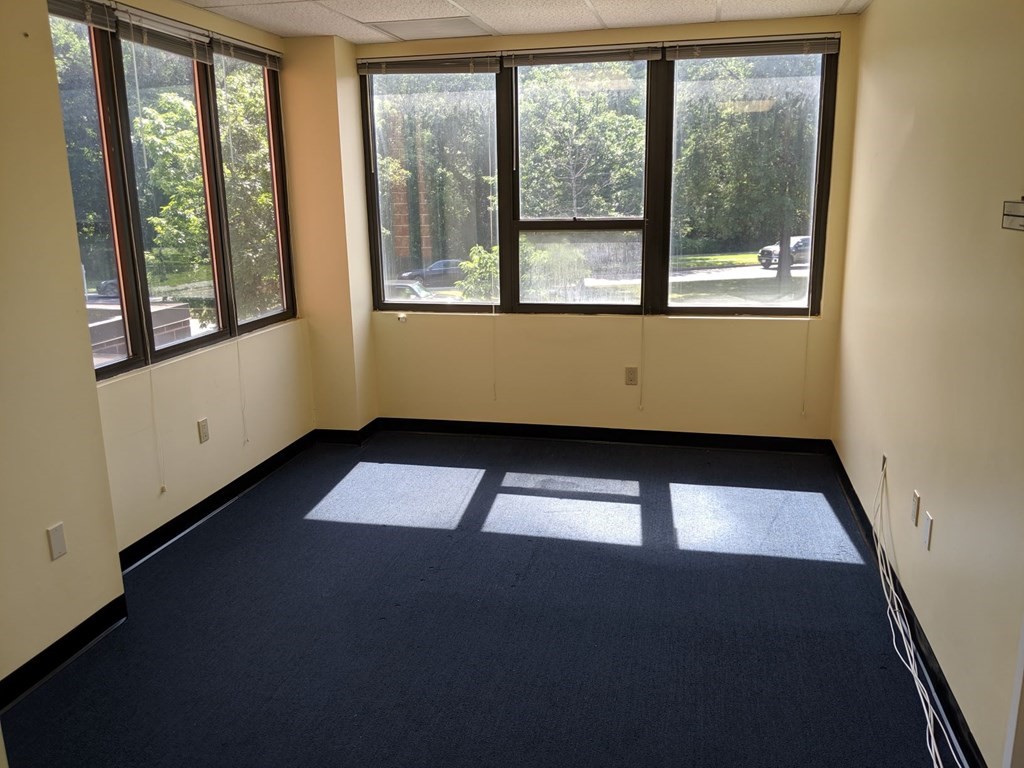 545 Concord Ave # 101
