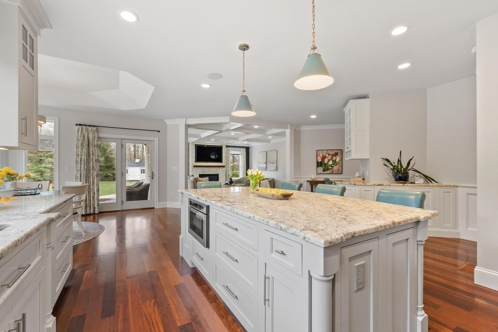 2 Jackson Dr
