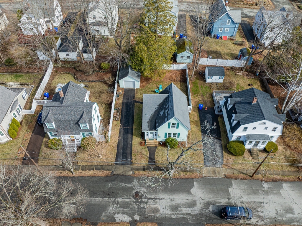 8 Harrison St