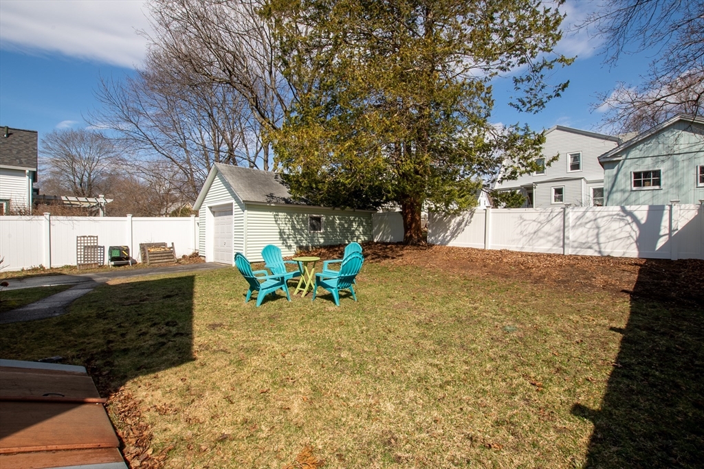 8 Harrison St