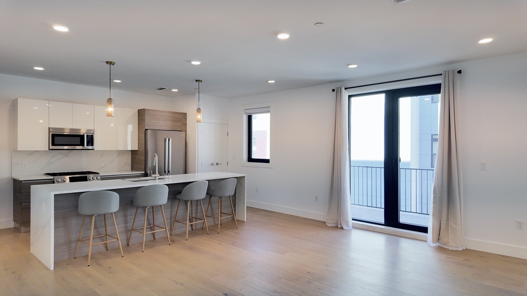 30 Penniman Rd # 305