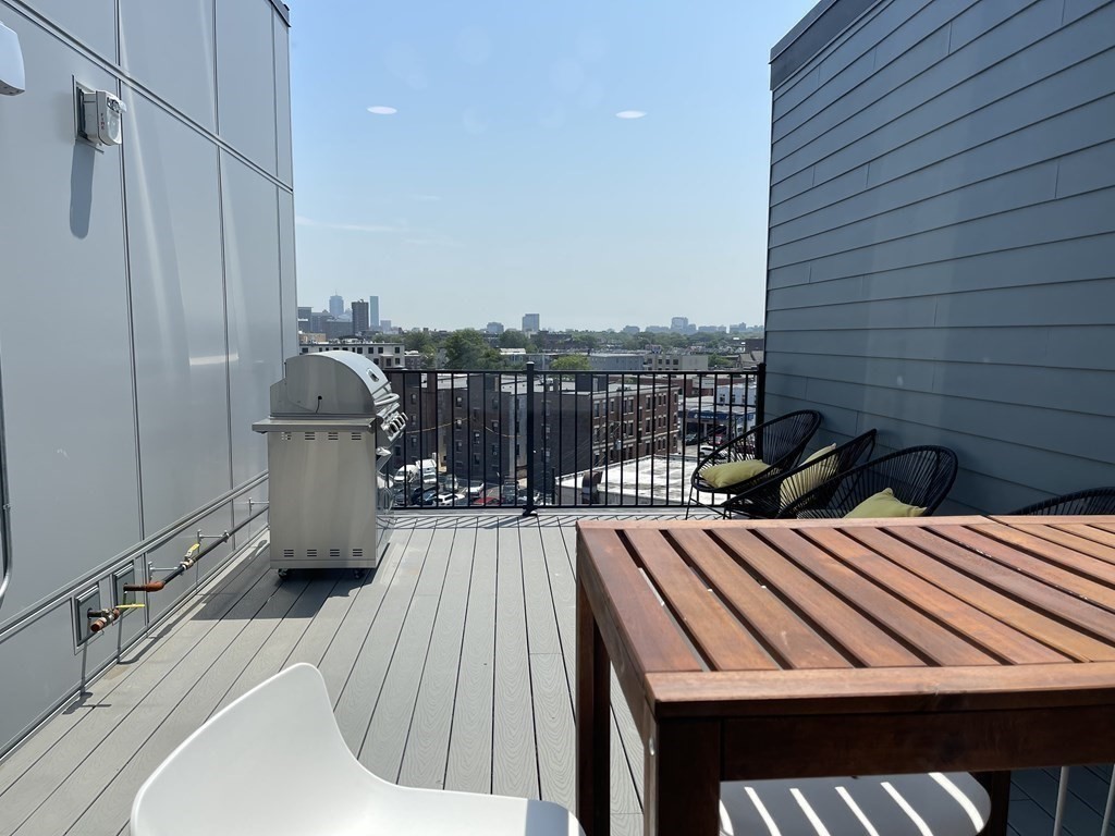 30 Penniman Rd # 305