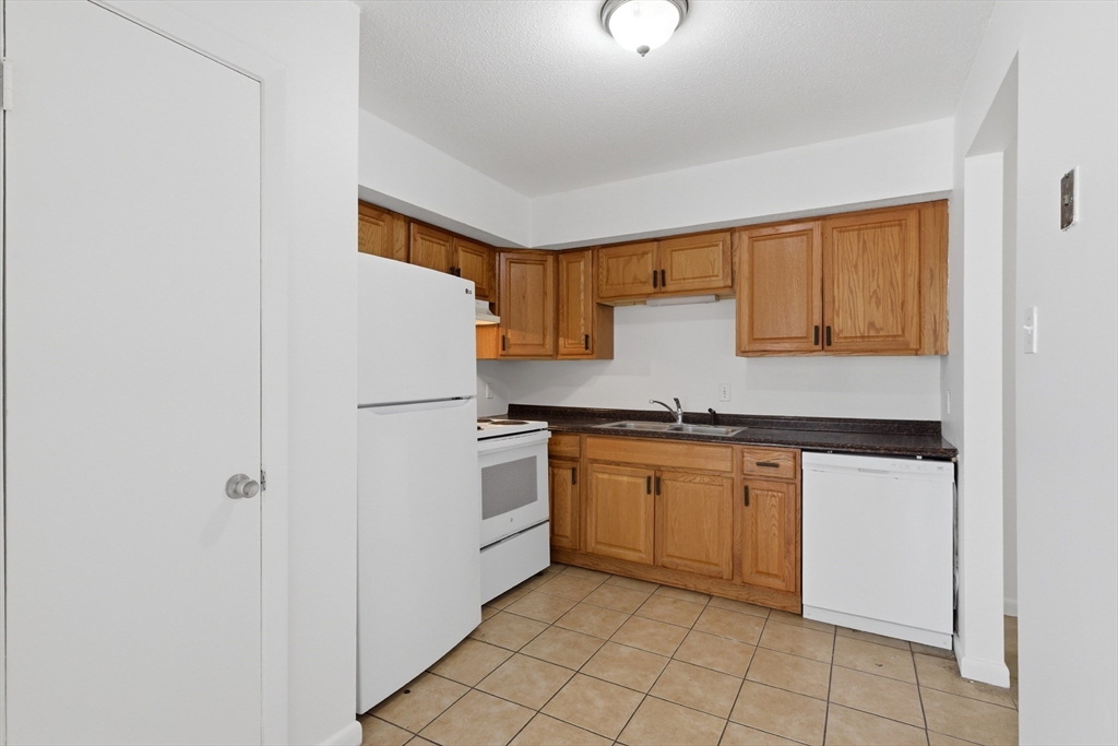26 Beacon Street # 10F