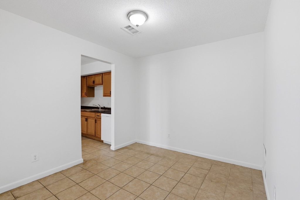 26 Beacon Street # 10F