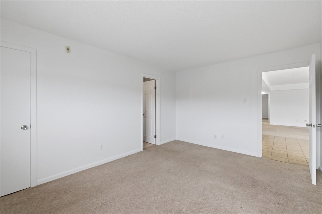 26 Beacon Street # 10F