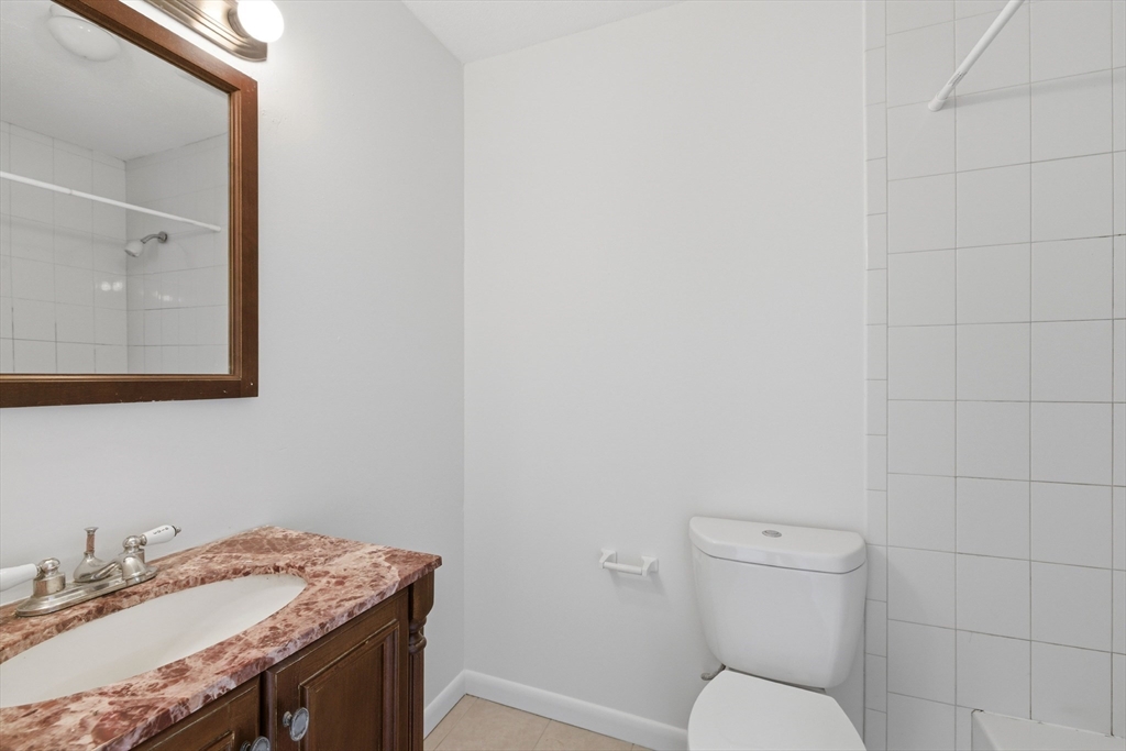 26 Beacon Street # 10F