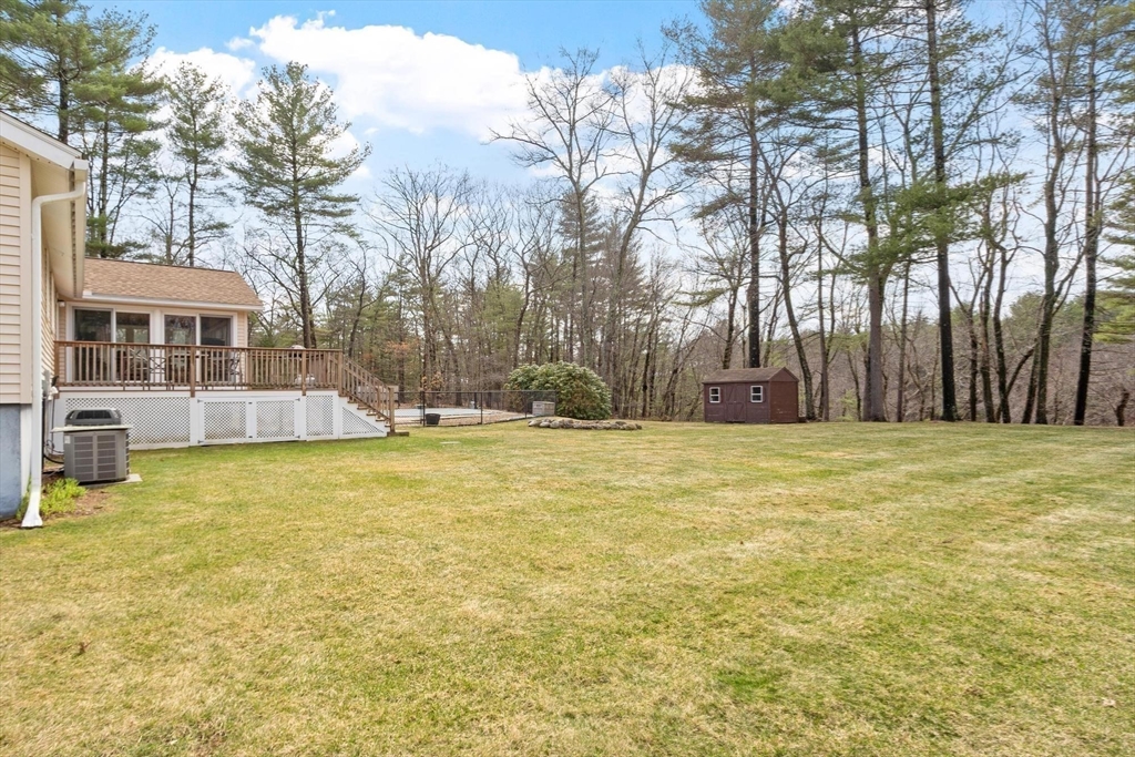 20 Bayberry Rd