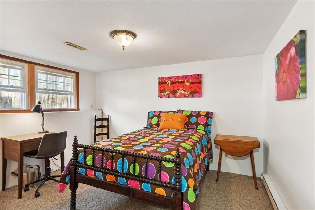 20 Bayberry Rd