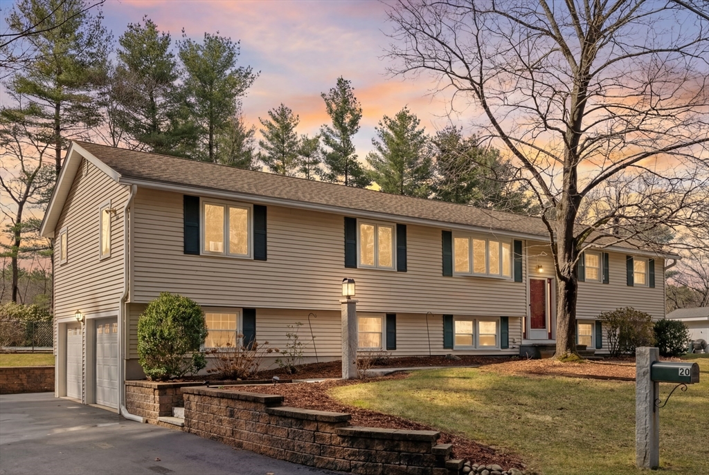 20 Bayberry Rd