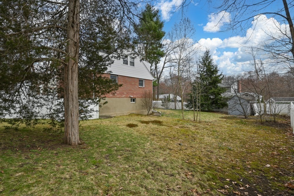 157 Pearl St.