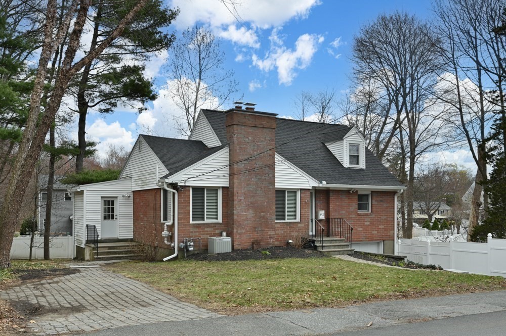 157 Pearl St.