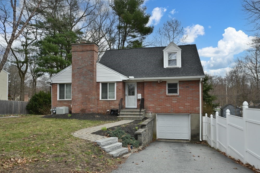 157 Pearl St.