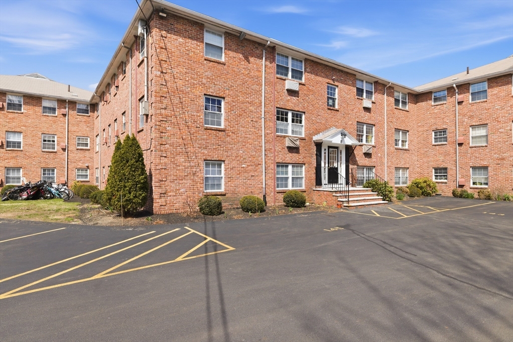 8 Colonial Village Drive # 3