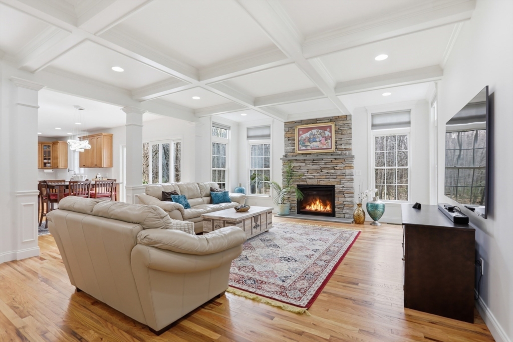 65 Canterbury Hill Rd