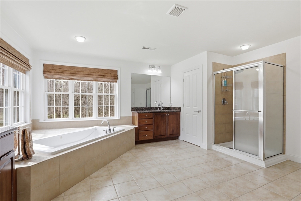 65 Canterbury Hill Rd