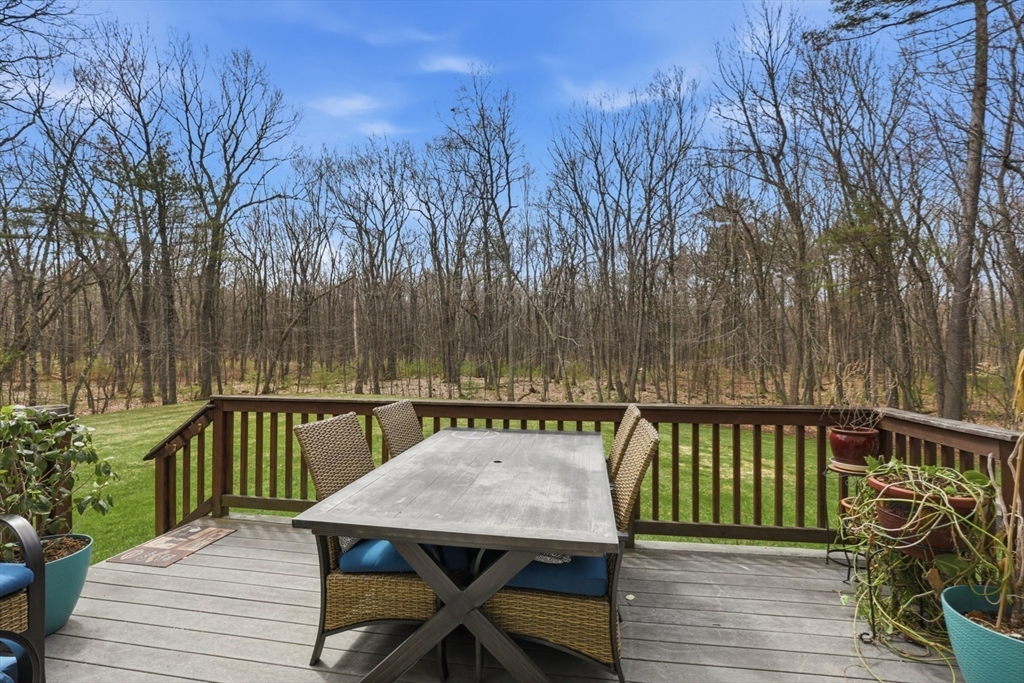 65 Canterbury Hill Rd
