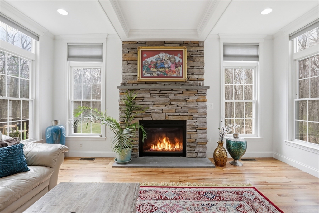 65 Canterbury Hill Rd