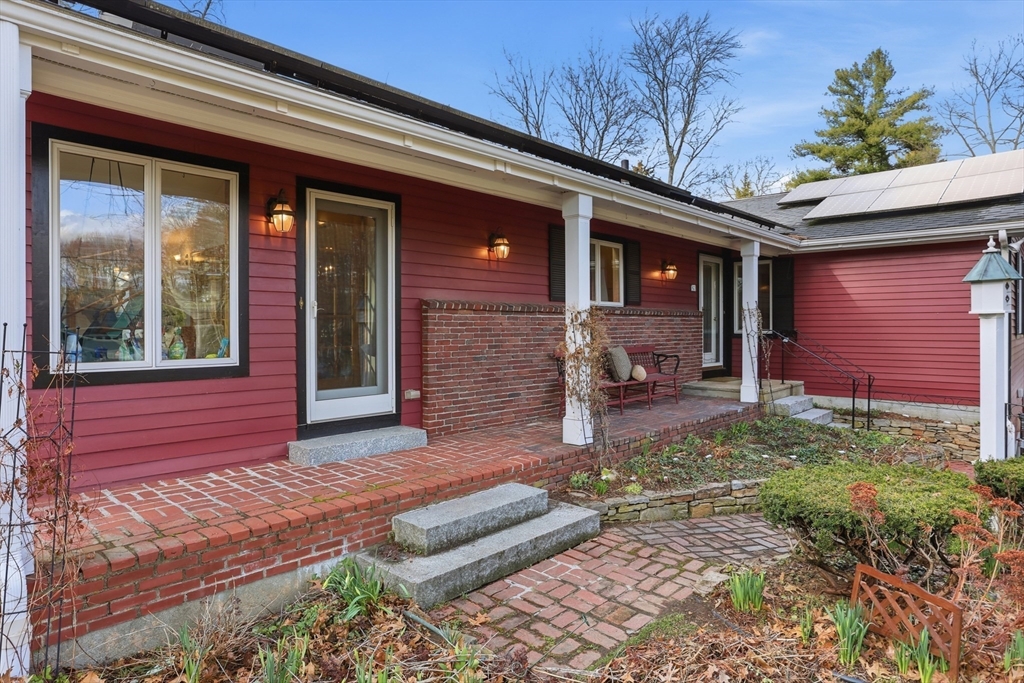 15 Old Marlboro Rd