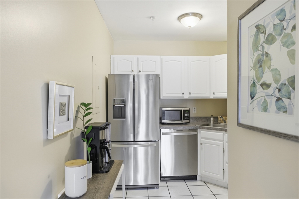 86 East Howard Street # 107