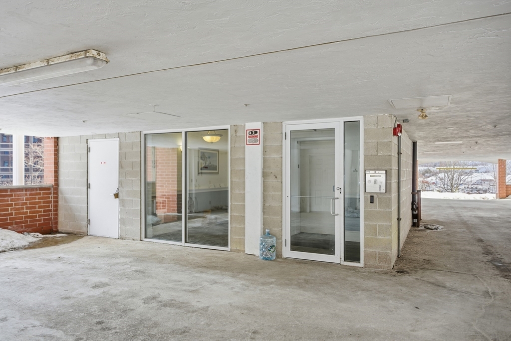 86 East Howard Street # 107