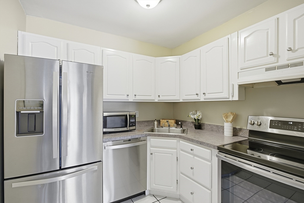 86 East Howard Street # 107