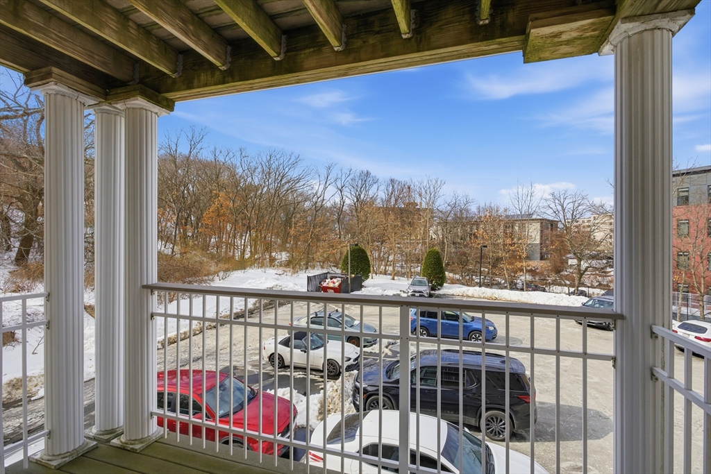 86 East Howard Street # 107