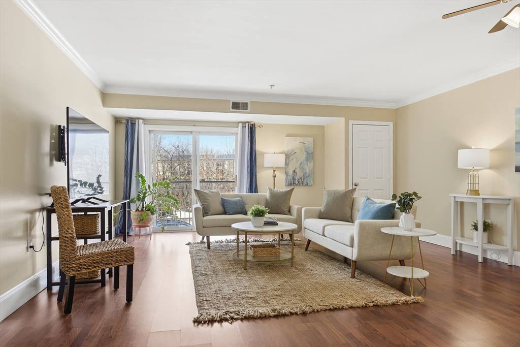 86 East Howard Street # 107