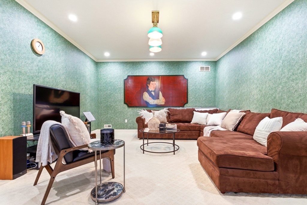 8 Porter Lane