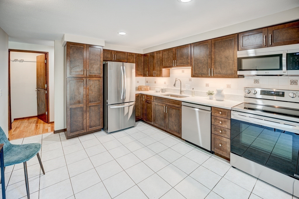 232 Old Beaverbrook # 232