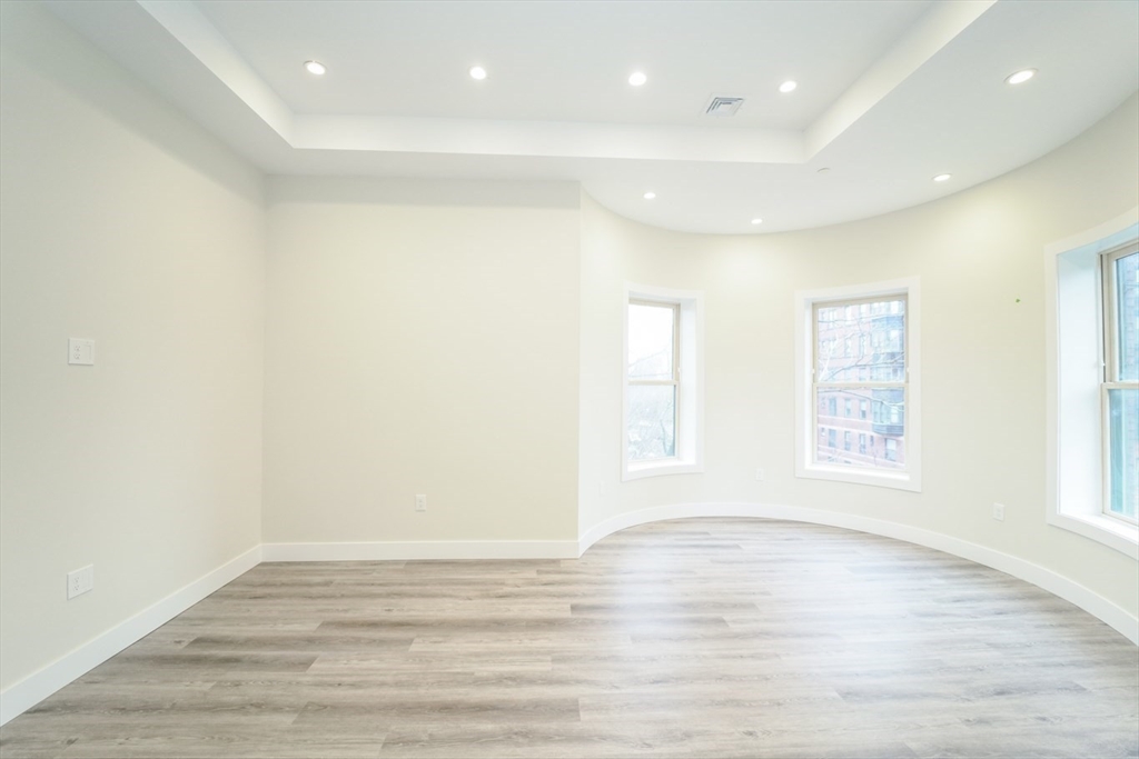 424 Marlborough Street # 2