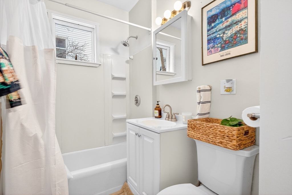 6 Brattle St # 1